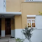 Villa Bs *